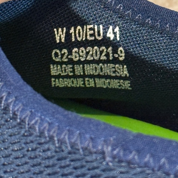 Women’s OOFOS OOmg Low- navy blue. Size 10 - Picture 8 of 13